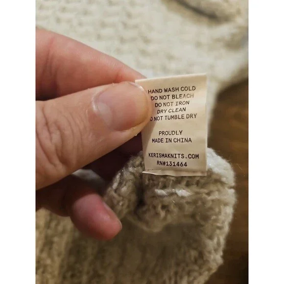 Kerisma Sweater Womens M/L Acrylic Blend Beige Turtleneck Boxy Textured - Picture 6 of 8